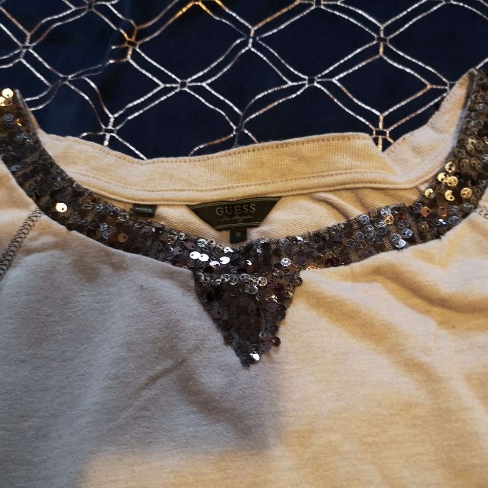 Guess sweater - Picture 9 of 9